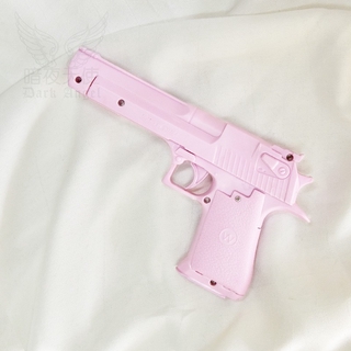 อินเทอร์เน็ตสาวฮอตคว้าโลลิต้าทรายนกอินทรีปืนหญิง Lo ของเล่น cos ไก่สีชมพูกิน Bad JK อุปกรณ์ภาพ