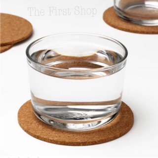 ที่รองแก้วทำจากไม้ก๊อก Coaster ใช้ซ้ำได้บ่อยครั้ง ช่วยป้องกันพื้นโต๊ะเป็นรอยและช่วยลดเสียงขณะวางแก้วน้ำทนความร้อนส