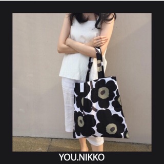 พร้อมส่ง Marimekko unikko totebag ดอกสีดำ ของแท้ 100% // YOU.NIKKO