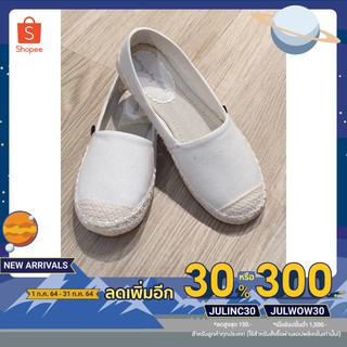 [เหลือ270.-ใช้โค้ดJULINC30] รองเท้า ผ้าใบ สลิปออน walking
