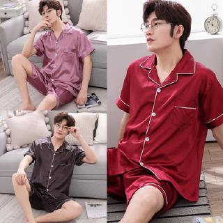 [ราคาถูกที่สุด] ชุดนอนผู้ชายชุดนอนซาตินชุดนอนสไตล์เกาหลีเสื้อเชิ้ต + กางเกงขาสั้น M-3XL