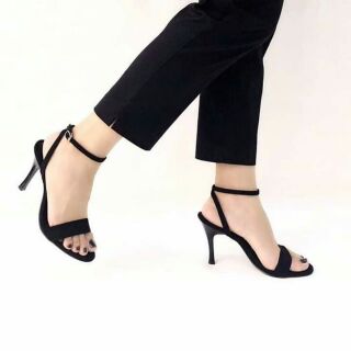 รองเท้าส้นสูงผู้หญิงแฟชั่นสีดำ ครีม ชมพู สูง2.8นิ้วและ3.5นิ้วค่ะ