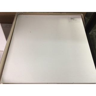 แผ่นยิปซั่มขาวเนียน (New) 8x600x600 มม. (P10) สิบแผ่นต่อกล่อง